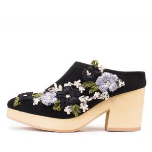 JEFFERY CAMPBELL BODIL BLACK FLOWER SUEDE CLOG